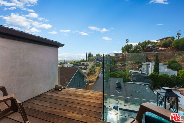 3850 Glenalbyn Drive, Los Angeles, CA 90065