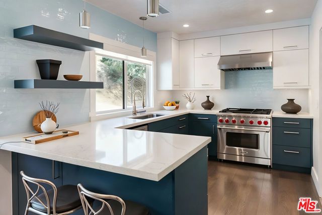 3850 Glenalbyn Drive, Los Angeles, CA 90065