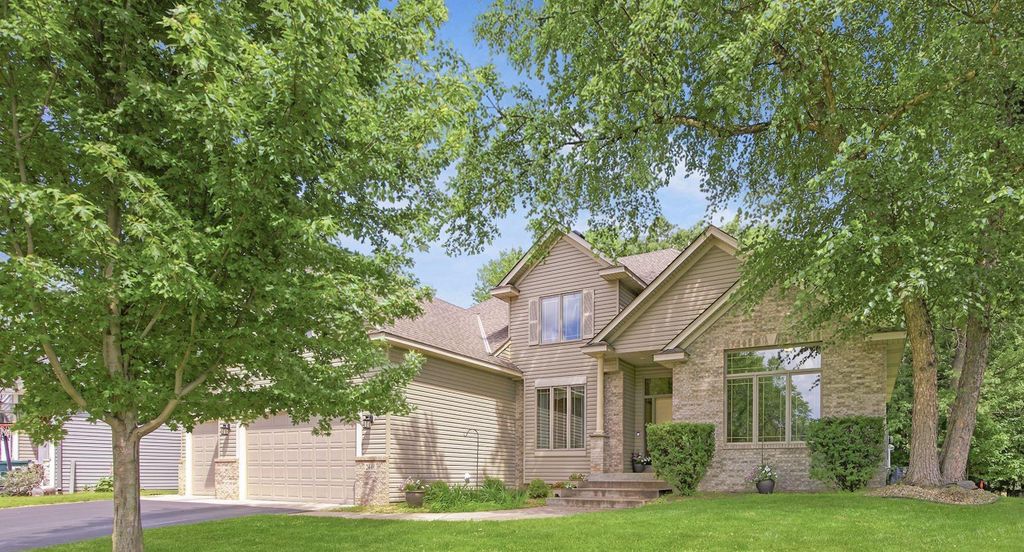 2448 132nd Avenue NE, Blaine, MN 55449