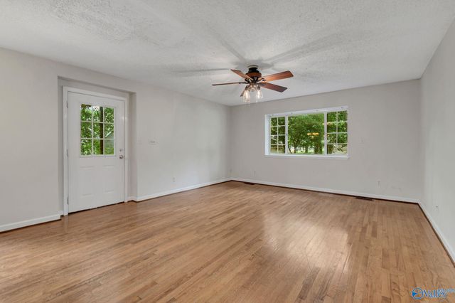 213 Rosecliff Drive, Harvest, AL 35749