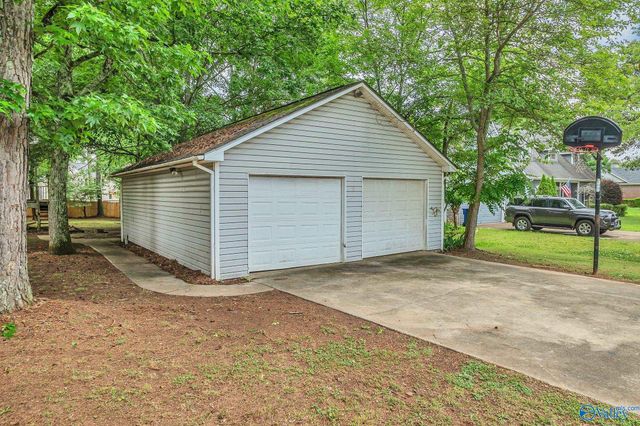 213 Rosecliff Drive, Harvest, AL 35749