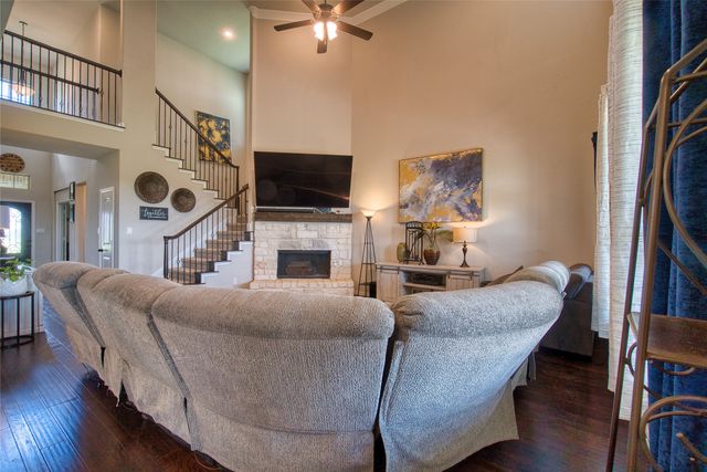 13508 Summer Moon Trail, Ponder, TX 76259