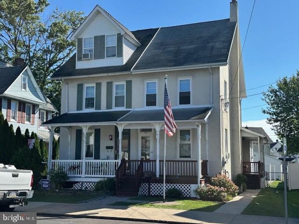 141 S 2ND ST, Quakertown, PA 18951