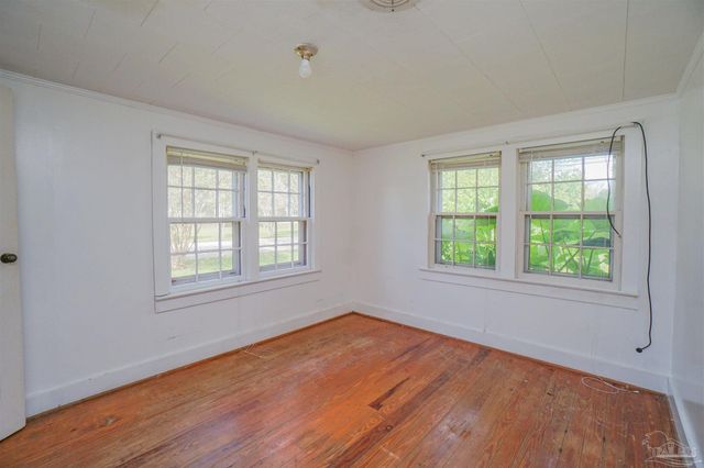 6265 Blue Angel Pkwy, Pensacola, FL 32526