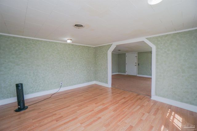 6265 Blue Angel Pkwy, Pensacola, FL 32526