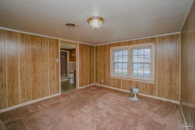 6265 Blue Angel Pkwy, Pensacola, FL 32526