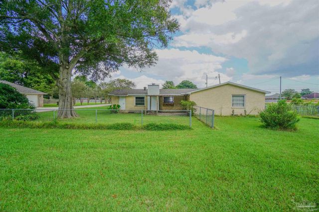 6265 Blue Angel Pkwy, Pensacola, FL 32526