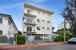 7925 Carlyle Ave 202, Miami Beach, FL 33141