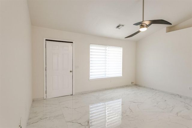 1725 Queensbury Drive, Moore, OK 73160