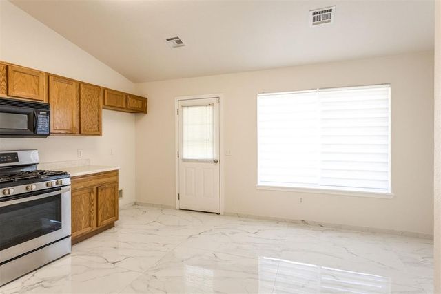 1725 Queensbury Drive, Moore, OK 73160