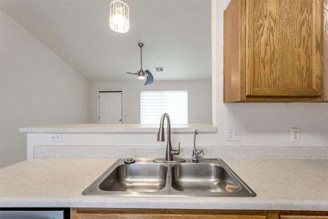 1725 Queensbury Drive, Moore, OK 73160