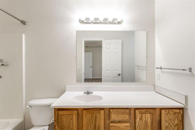 1725 Queensbury Drive, Moore, OK 73160