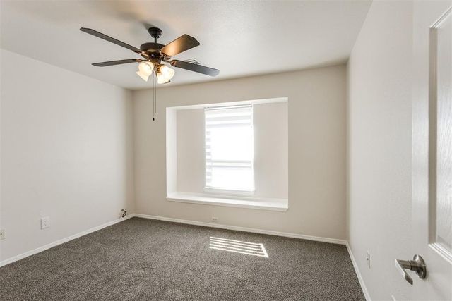 1725 Queensbury Drive, Moore, OK 73160