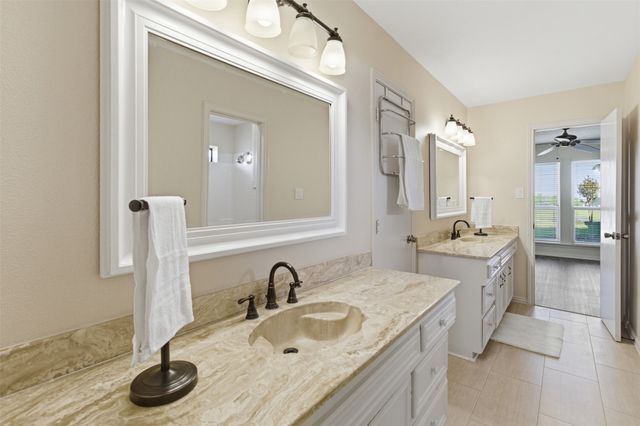 1570 Bryson Lane, Midlothian, TX 76065