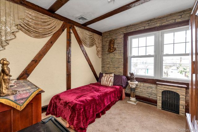 104 E. Melrose Street, Valley Stream, NY 11580