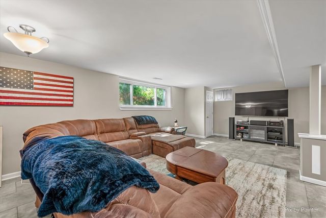 39867 N Harbor Ridge Drive, Antioch, IL 60002