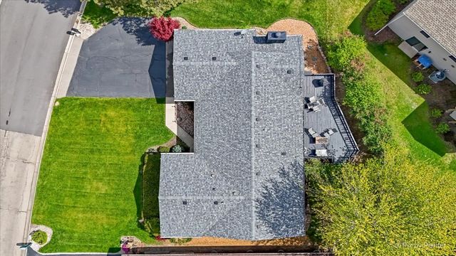 39867 N Harbor Ridge Drive, Antioch, IL 60002
