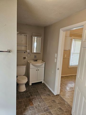 1410 40 Street, Rock Island, IL 61201