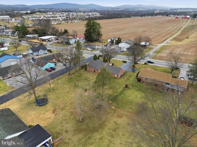 3570 CARLISLE RD, Dover, PA 17315