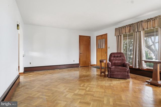 3570 CARLISLE RD, Dover, PA 17315