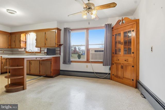 3570 CARLISLE RD, Dover, PA 17315