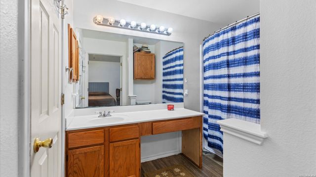 4007 Sparrow Lake, San Antonio, TX 78244