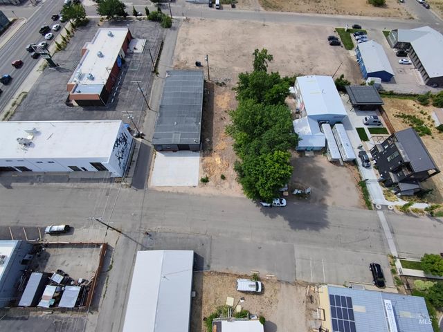 108 E 33 Rd Street, Garden City, ID 83714
