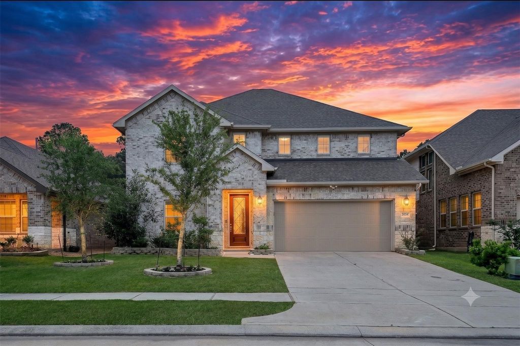 2034 Woodland Pine Court, Conroe, TX 77384