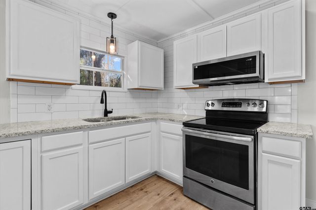 402 W Pine, Overton, TX 75684