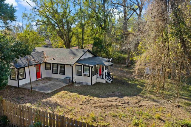 402 W Pine, Overton, TX 75684