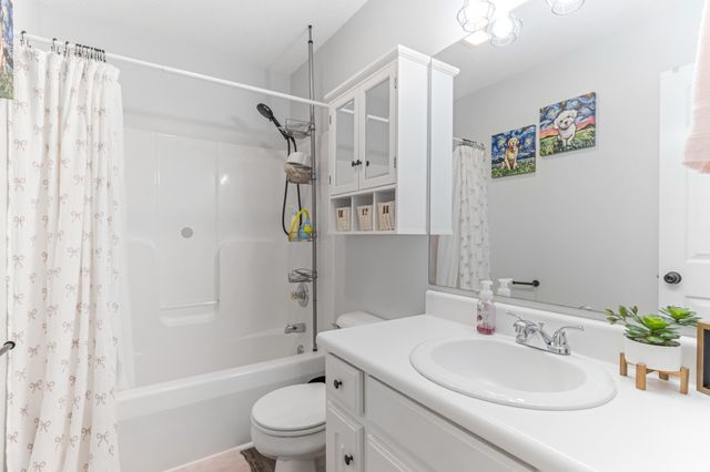 266 Crooked Tree Drive, Inman, SC 29349