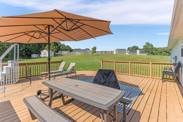 266 Crooked Tree Drive, Inman, SC 29349