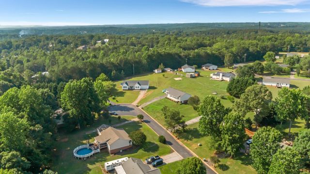 266 Crooked Tree Drive, Inman, SC 29349