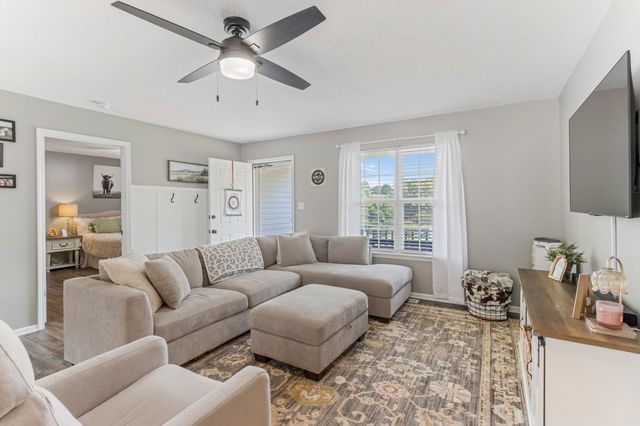 266 Crooked Tree Drive, Inman, SC 29349