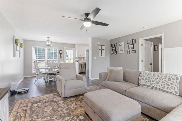 266 Crooked Tree Drive, Inman, SC 29349