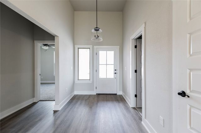 808 W Kelley Ann Street, Siloam Springs, AR 72761