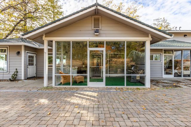 14990 Willow Glen Rd, Brownsville, CA 95919