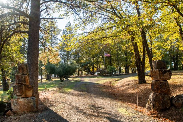 14990 Willow Glen Rd, Brownsville, CA 95919