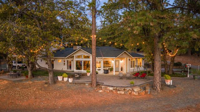 14990 Willow Glen Rd, Brownsville, CA 95919