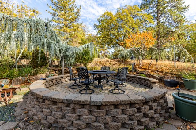 14990 Willow Glen Rd, Brownsville, CA 95919