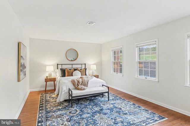 185 WYNTRE BROOKE DR, York, PA 17403