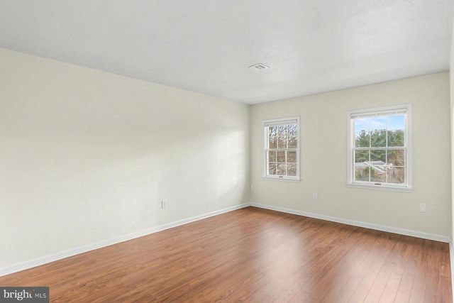 185 WYNTRE BROOKE DR, York, PA 17403