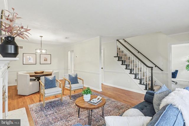 185 WYNTRE BROOKE DR, York, PA 17403