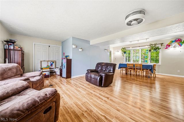 6453 Old Woods Road, Ashtabula, OH 44004