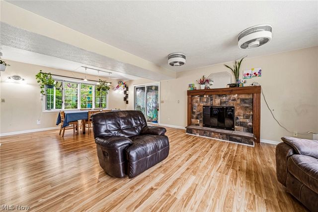 6453 Old Woods Road, Ashtabula, OH 44004