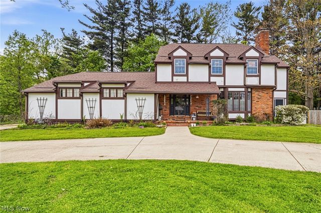 6453 Old Woods Road, Ashtabula, OH 44004