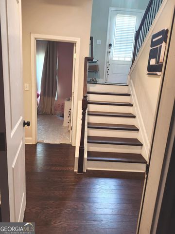 512 Via Secco Lane, Suwanee, GA 30024