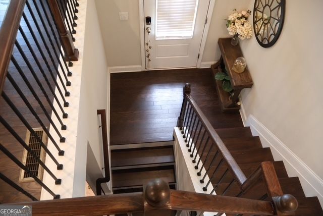 512 Via Secco Lane, Suwanee, GA 30024