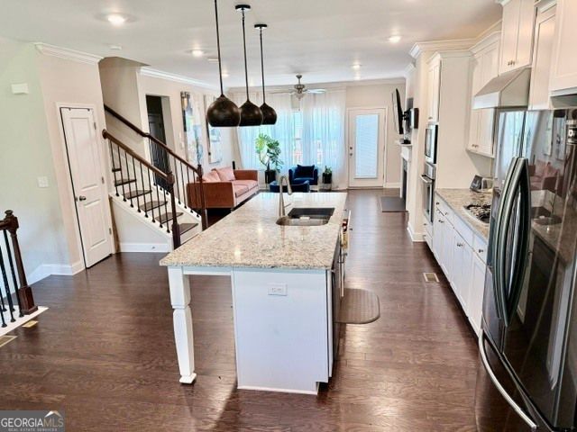 512 Via Secco Lane, Suwanee, GA 30024