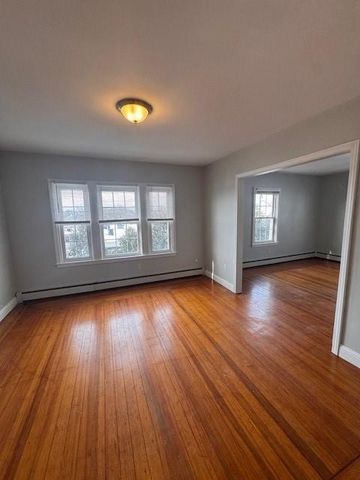 17 Sixth Street 2, Providence, RI 02906